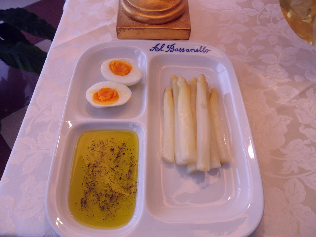 Hotel Ristorante Al Bassanello Бассано-дель-Граппа Экстерьер фото