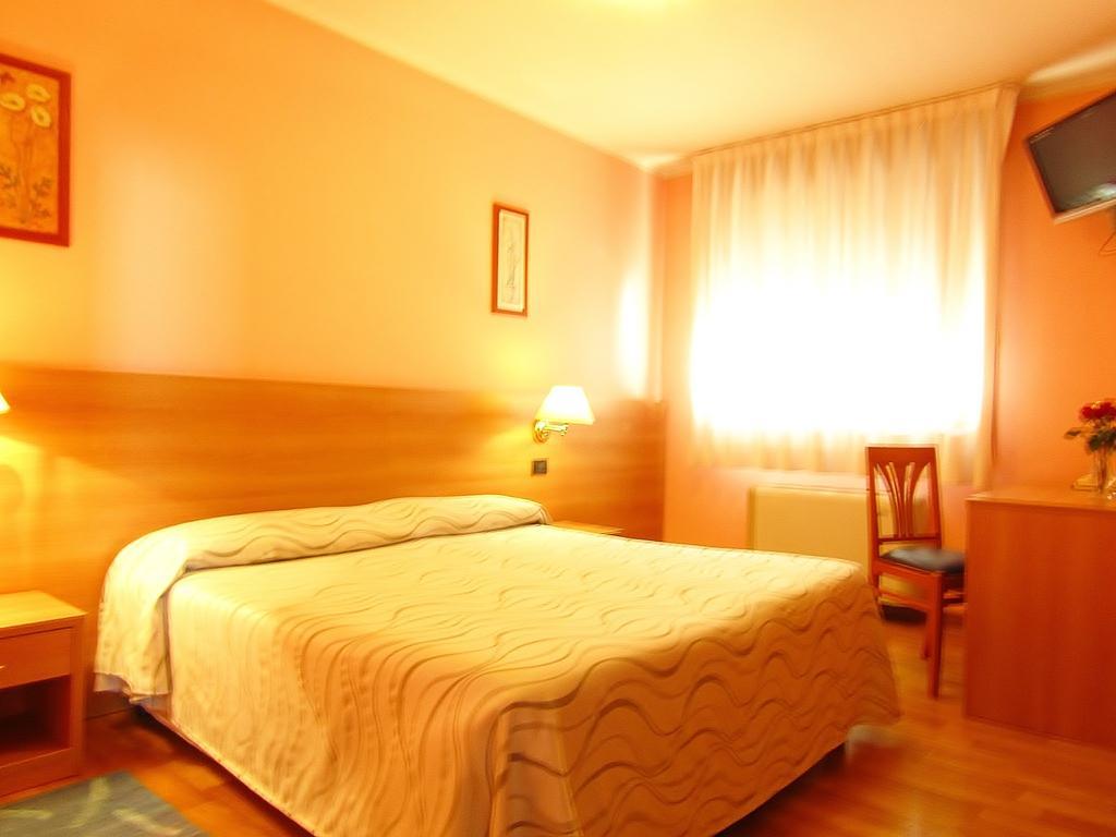 Hotel Ristorante Al Bassanello Бассано-дель-Граппа Экстерьер фото