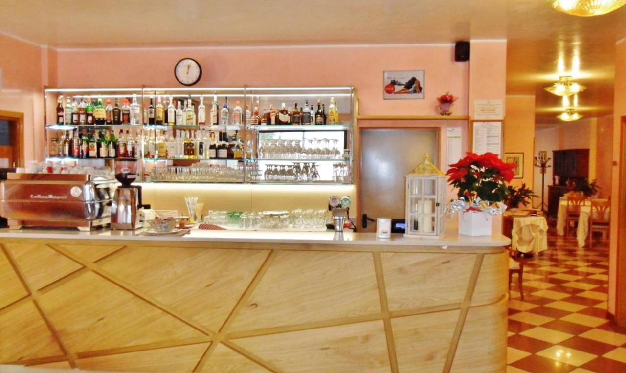 Hotel Ristorante Al Bassanello Бассано-дель-Граппа Экстерьер фото